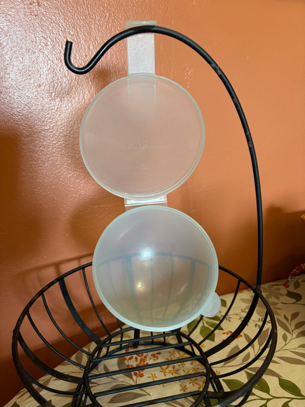 Tupperware Onion Keeper - Picture 3 of 4